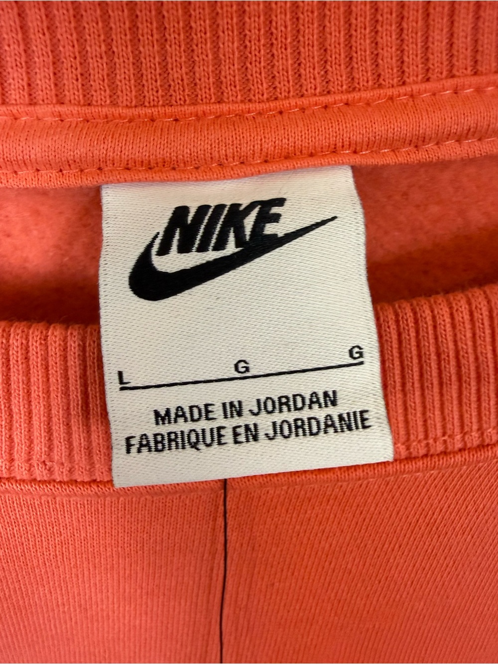 NWT Nike Phoenix Fleece Center Swoosh Crewneck Sweatshirt Peach - Picture 2 of 8